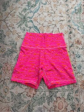 Aerie Offline: NWT Pink & Orange Patterned Athletic Bike Shorts